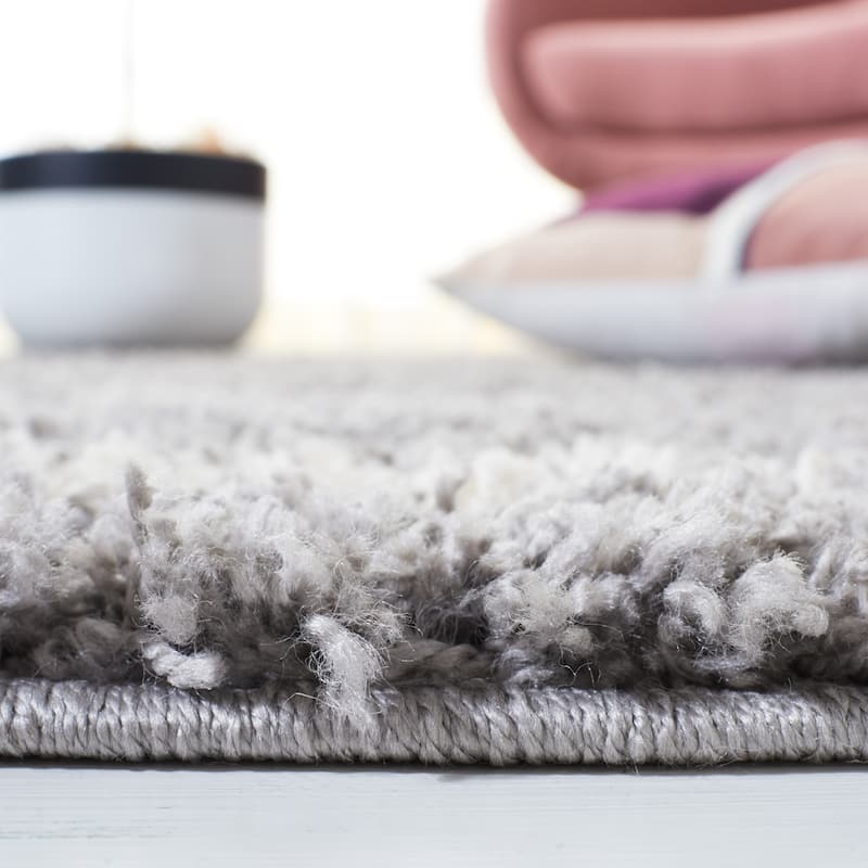 SAFAVIEH Venus Shag Zoea 1.75-inch Thick Rug