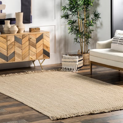Nuloom Evelyn Chevron Jute Tassel Area Rug