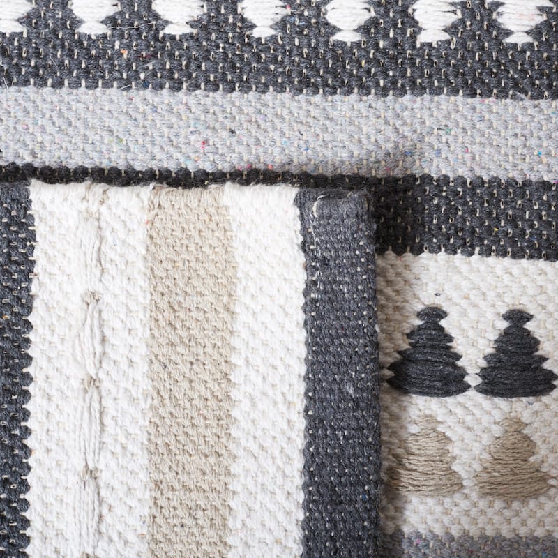 SAFAVIEH Handmade Montauk Nellwyn Cotton Rug