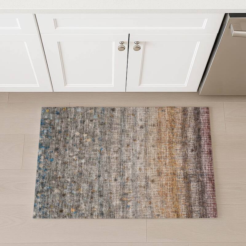 Machine Washable Indoor/ Outdoor Ombre Stripes Chantille Rug