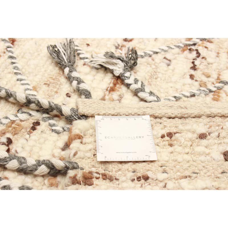 Sienna Cream Rug 5'6" x 7'7" - 5'6 x 7'7