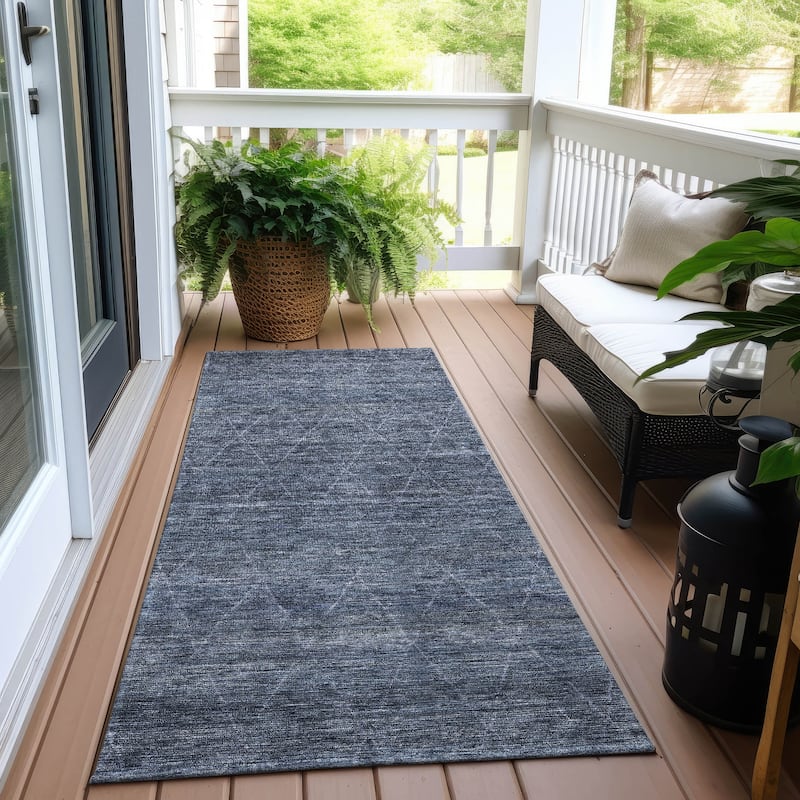 Machine Washable Indoor/ Outdoor Trellis Ombre Chantille Rug