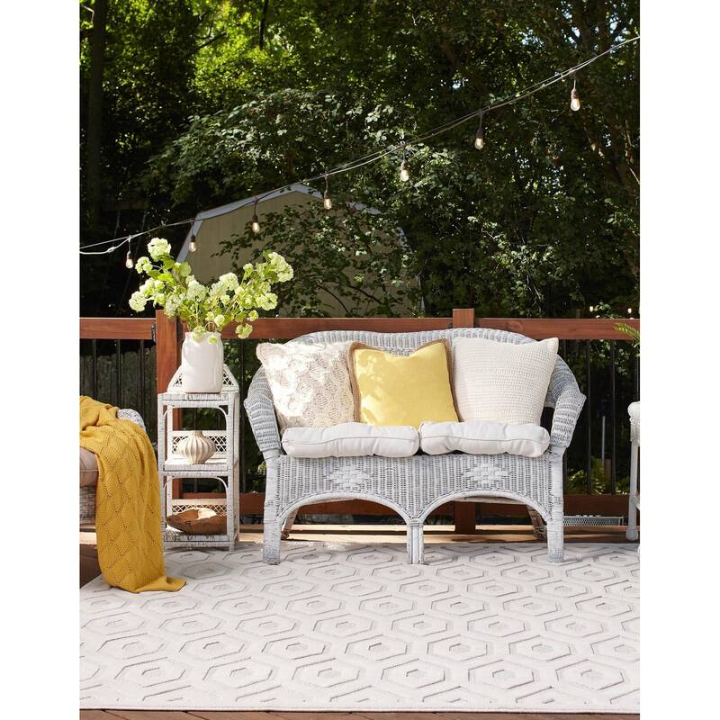 Outdoor Haversham Collection Area Rug