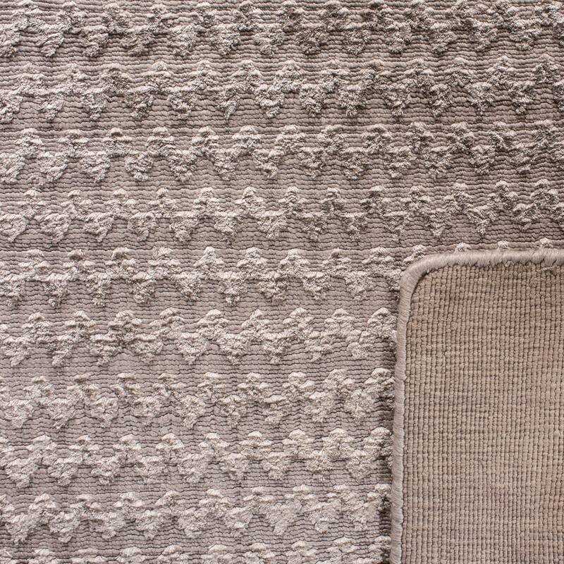 SAFAVIEH Handmade Mirage Branwen Modern Abstract Viscose Rug