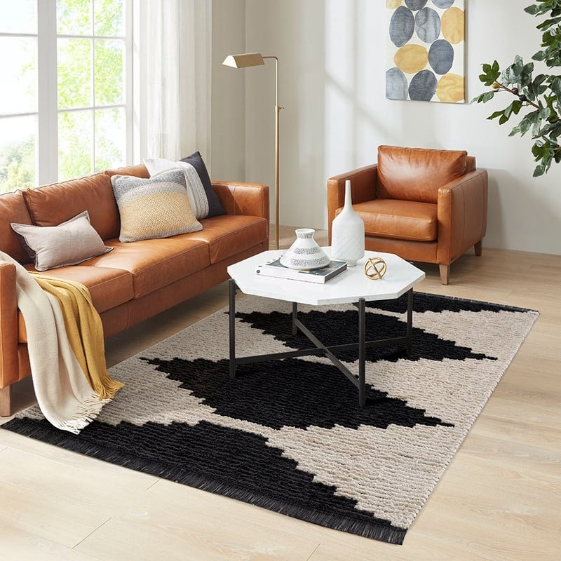 Black & Ivory Modern Area Rug - 6'x9' - Black+Ivory - 6'x9' - Rectangle