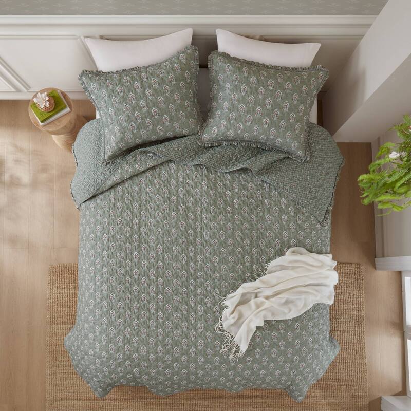 Madison ParK Linwood 3 Piece Ruffle Printed Quilt Set