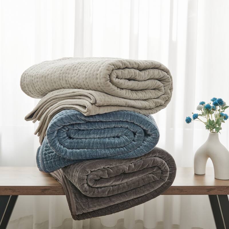 Tamara Cotton Velvet Quilt Set