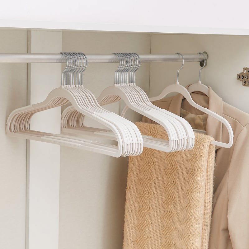 VECELO Wet and Dry Adult Hangers Holds Up To 10 Lbs, Clothes Hangers(25/50 Packs Option)