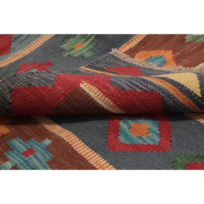 Hand Woven Oriental 100% Wool Carpet Southwestern Tribal Greys & Charcoal Kilim Area Rug - 5' 6'' X 4' 1''