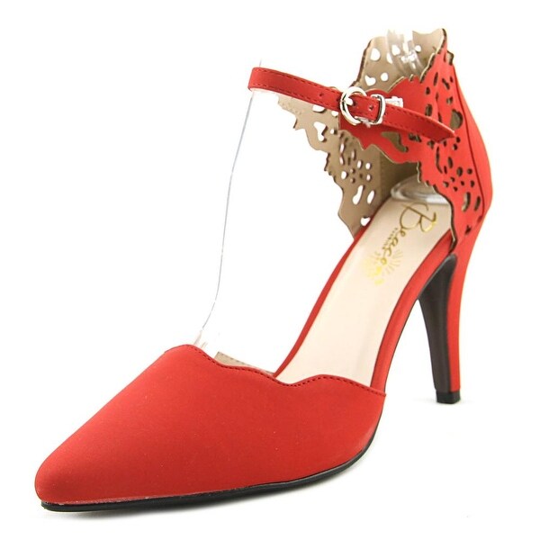 red pumps canada