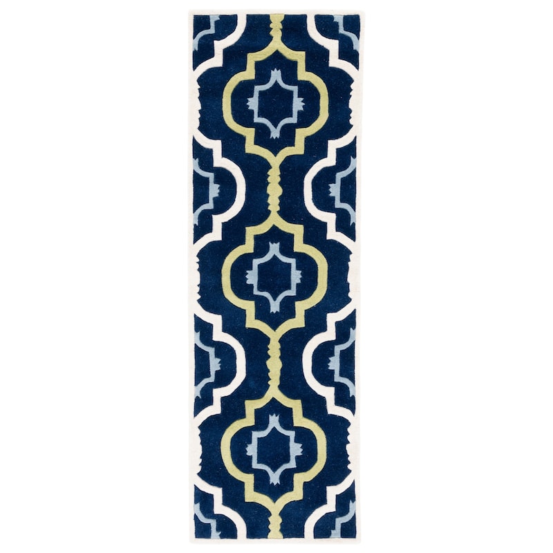 SAFAVIEH Handmade Chatham Vaka Modern Wool Rug