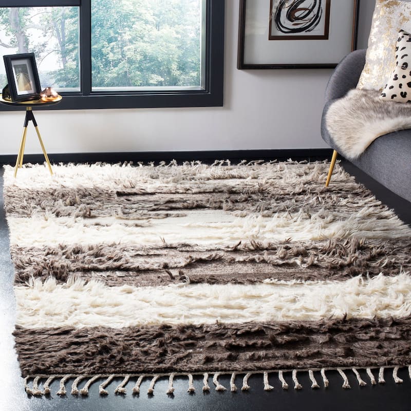 SAFAVIEH, Hand-knotted Kenya Kaushal Southwestern Tribal Wool Rug