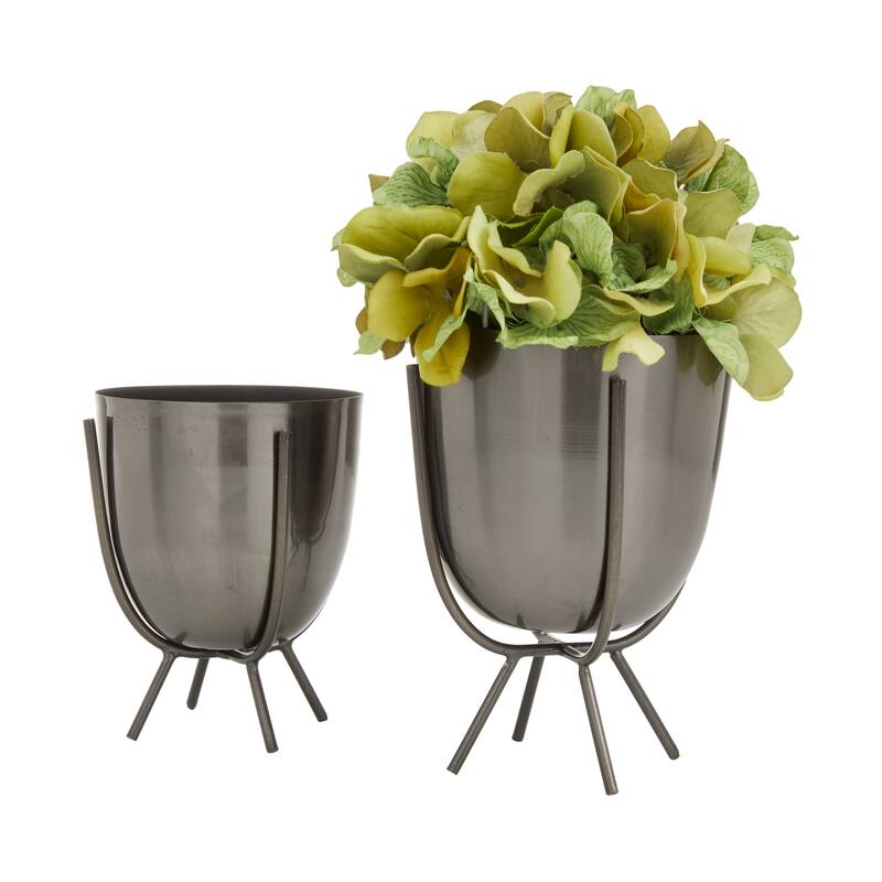 CosmoLiving by Cosmopolitan Metal Contemporary Planter (Set of 2) - S/2 7", 6"H