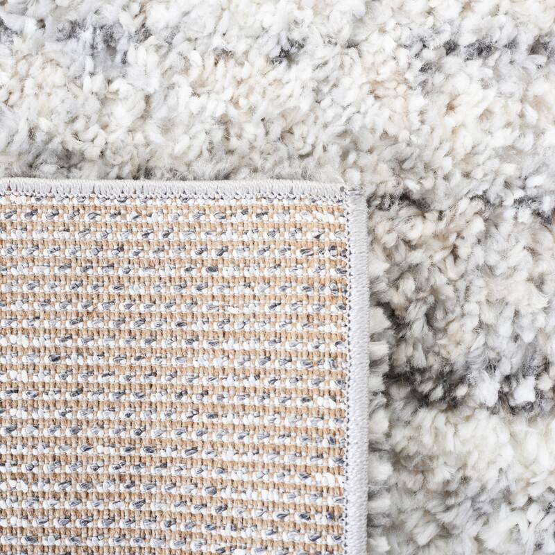 SAFAVIEH Berber Shag Ulrika Modern 1.2-inch Thick Rug
