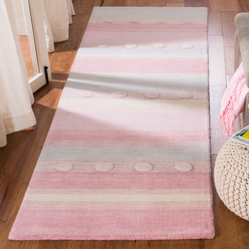 SAFAVIEH Handmade Kids Sandugash Wool Rug - 2'6" x  8' - Light Blue/Pink - Runner/Rectangle