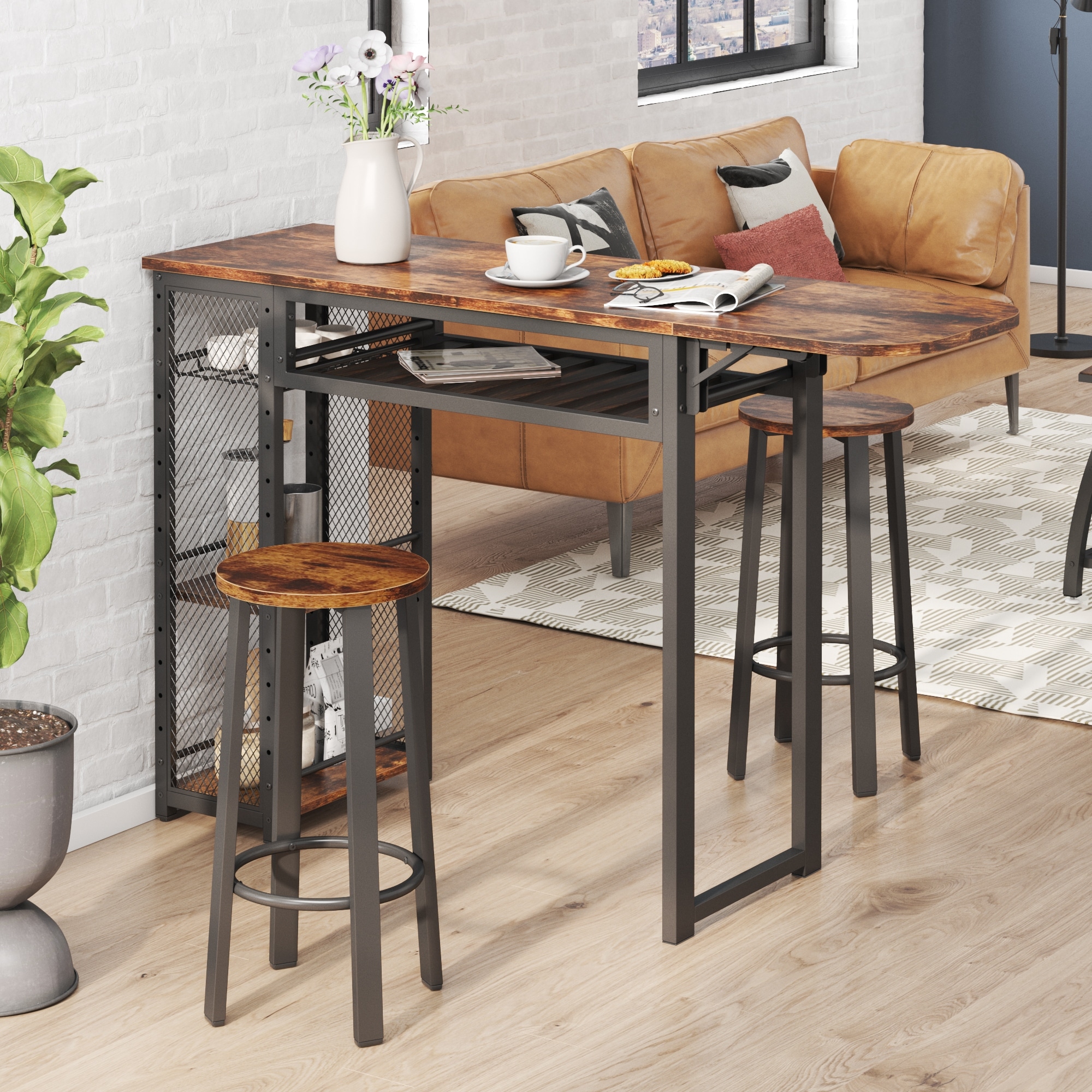 Bed bath and shop beyond pub table