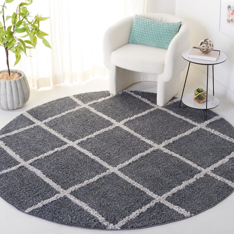 SAFAVIEH Norway Shag Hilah Checkered Grid 1.2-inch Thick Rug