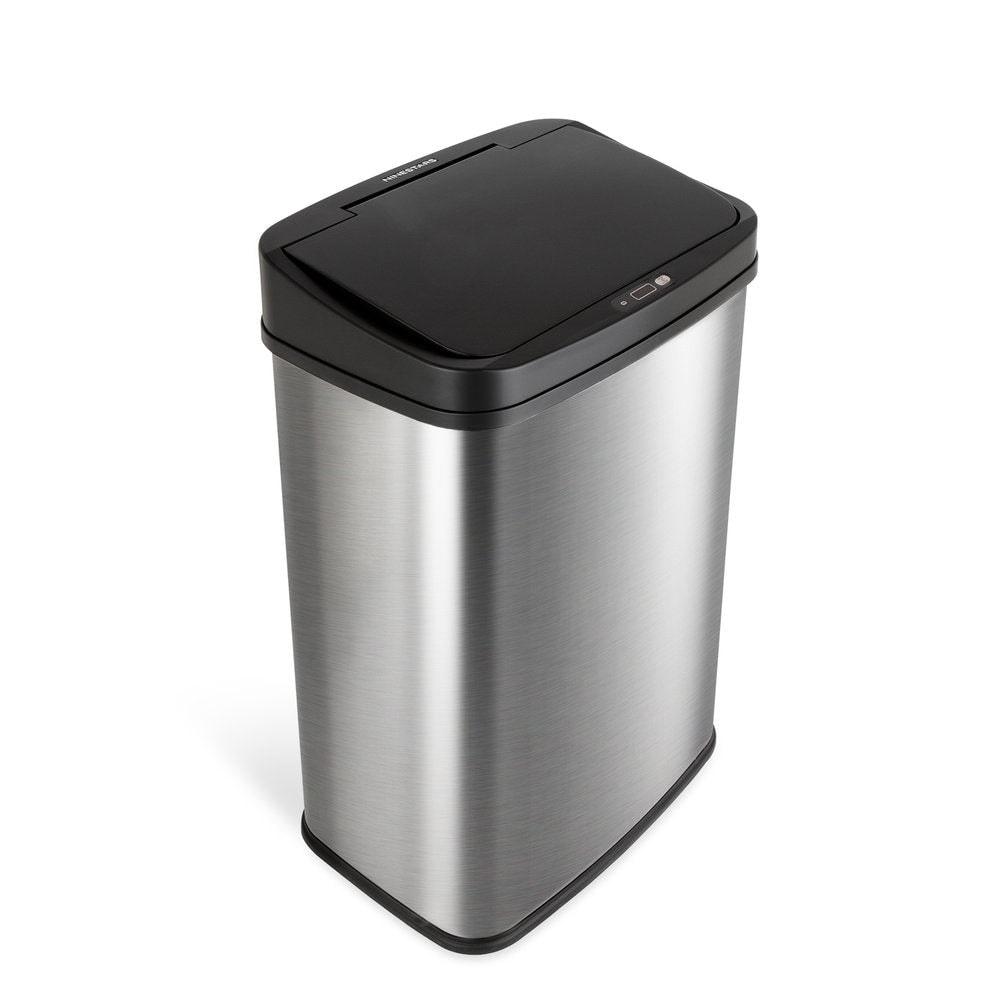 Innovaze 1.32 Gallon Stainless Steel Round Step-on Bathroom and Office  Trash Can - Bed Bath & Beyond - 33014719