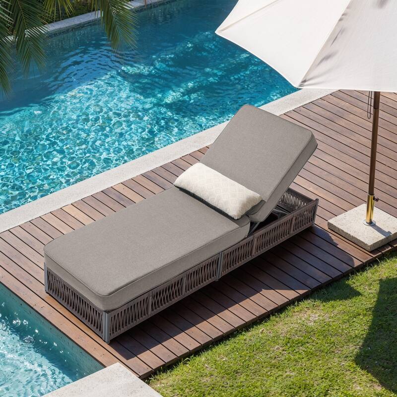 Pocassy Outdoor Lounge Chairs, Pool Lounge Chairs with 5 Adjustable Backrest - 1-Piece Brown Wicker Gray Cushion