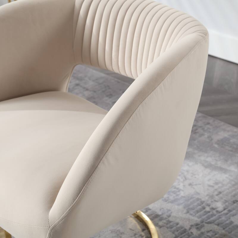 Upholstered Tufted Living Room Chair