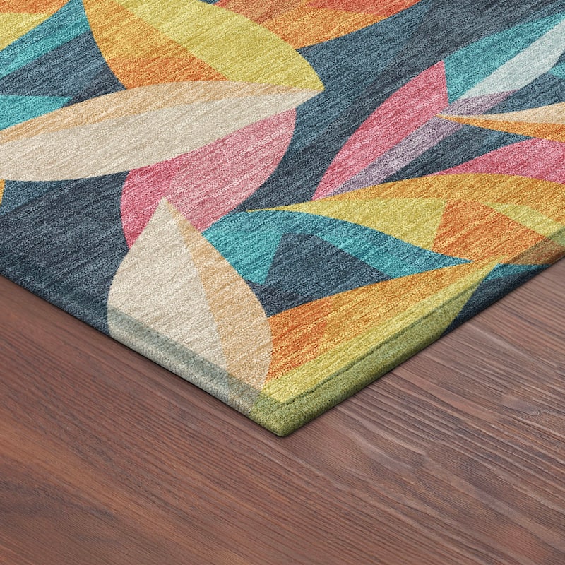 Machine Washable Indoor/ Outdoor Modern Floral Chantille Rug