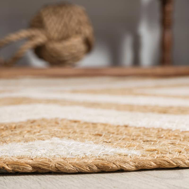 JONATHAN Y Petal Two-Tone Jute Hippy Circle Area Rug