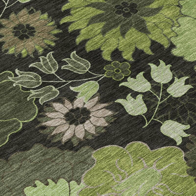 Machine Washable Indoor/ Outdoor Modern Floral Chantille Rug