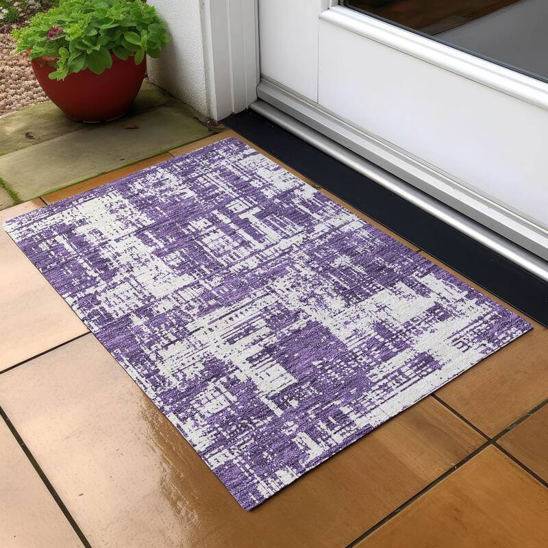 Machine Washable Indoor/ Outdoor Chantille Solid Abstract Rug - Purple - 1'8" x 2'6"
