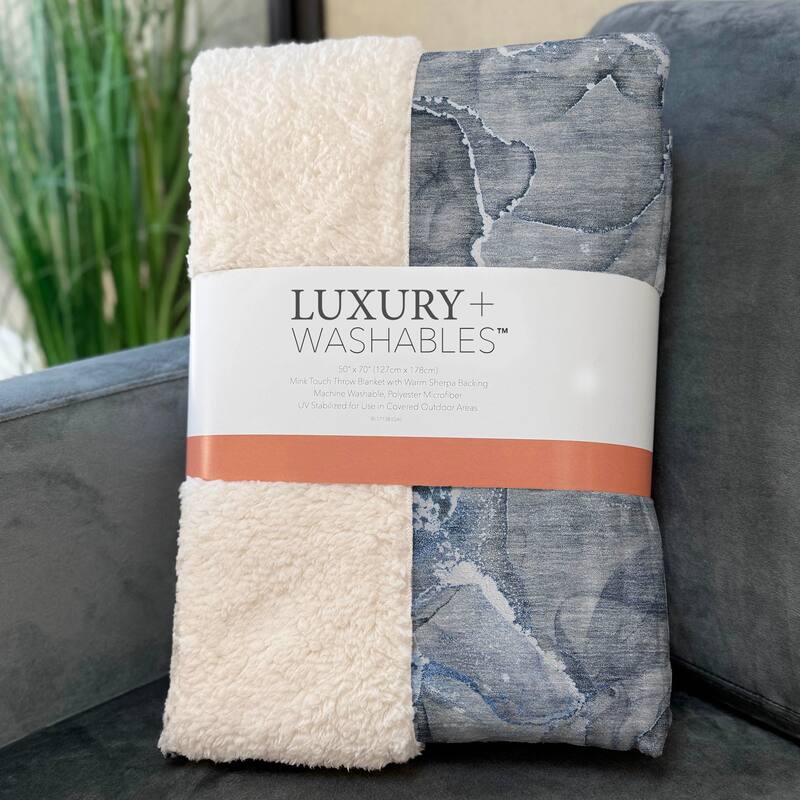 Premium Machine Washable Modern Abstract Sherpa Throw Blanket