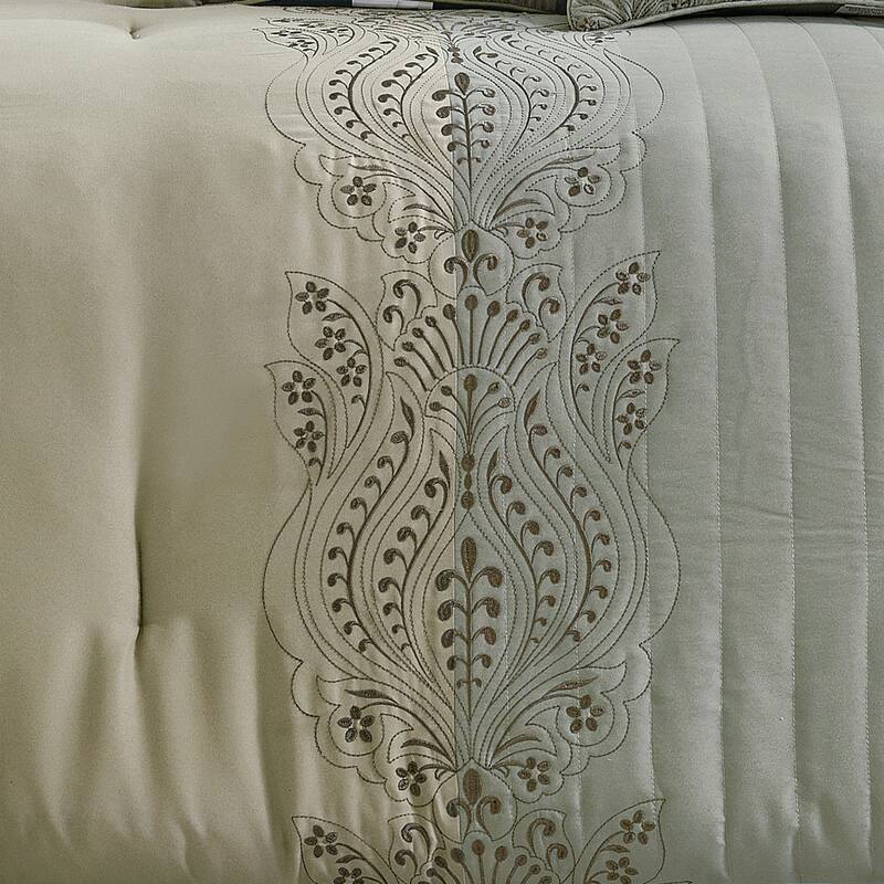 Kaleen Luxury 7 Piece Comforter