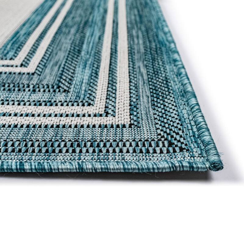 Liora Manne Carmel Multi Border Indoor/ Outdoor Area Rug