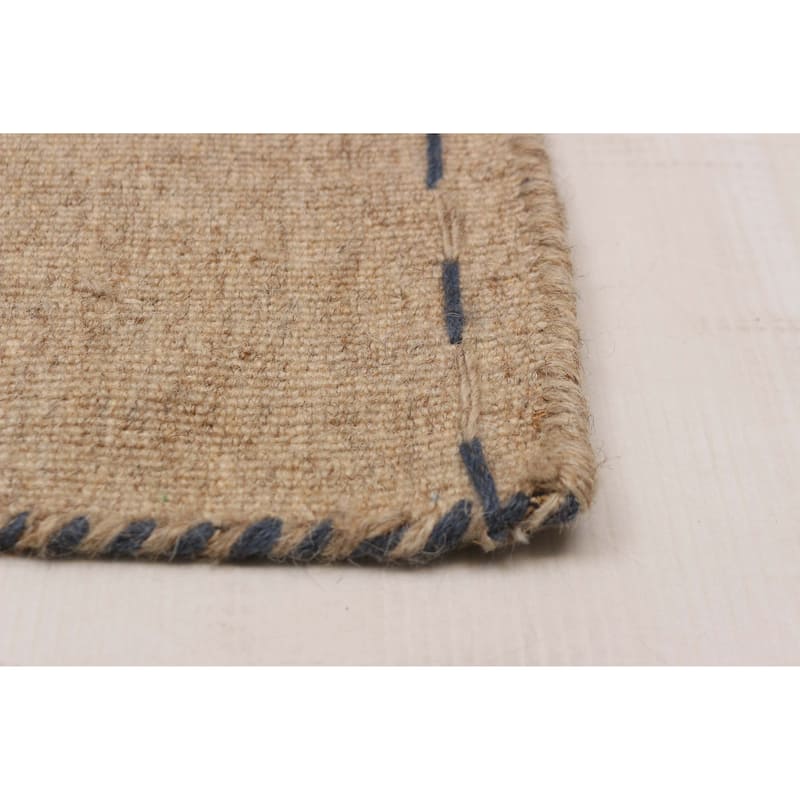 Kashkuli Gabbeh Tan Rug 7'11" x 11'1" - 7'11 x 11'1