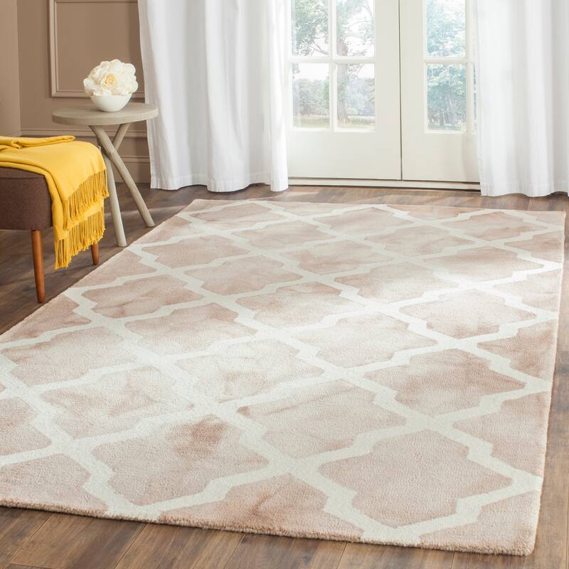 SAFAVIEH Handmade Dip Dye Ivona Vintage Wool Rug - 4' x 6' - Beige/Ivory