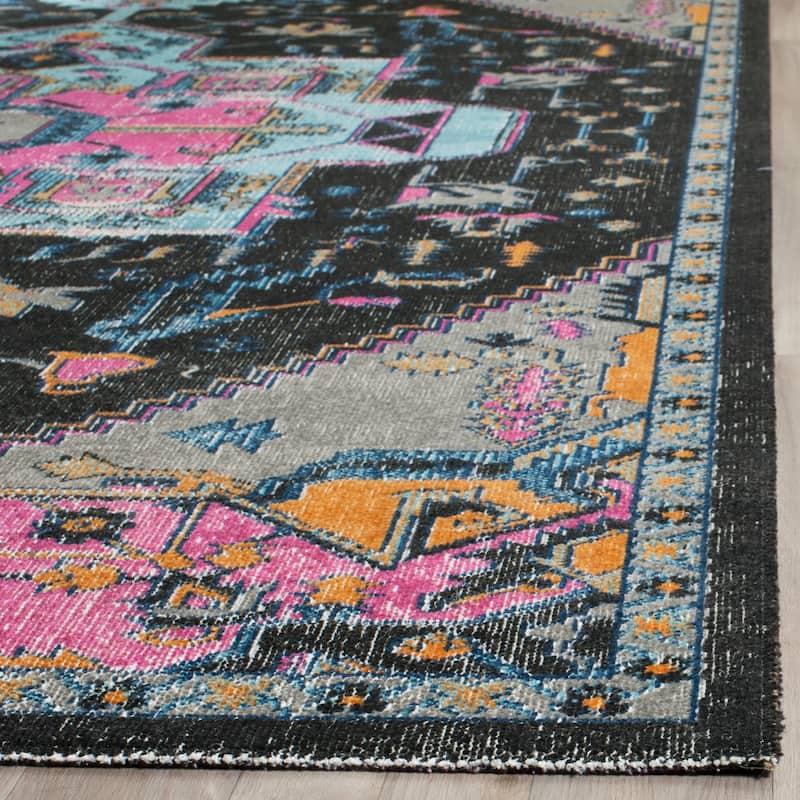 SAFAVIEH Artisan Cintia Distressed Oriental Rug