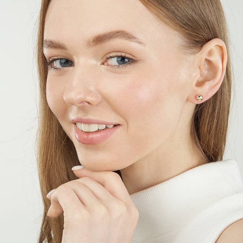 Curata 14k Yellow Gold 6mm Cushion Pebble Stud Earrings