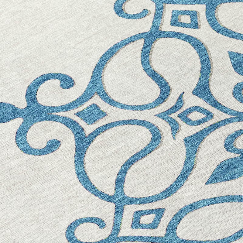 Machine Washable Indoor/ Outdoor Chantille Bold Medallions Rug