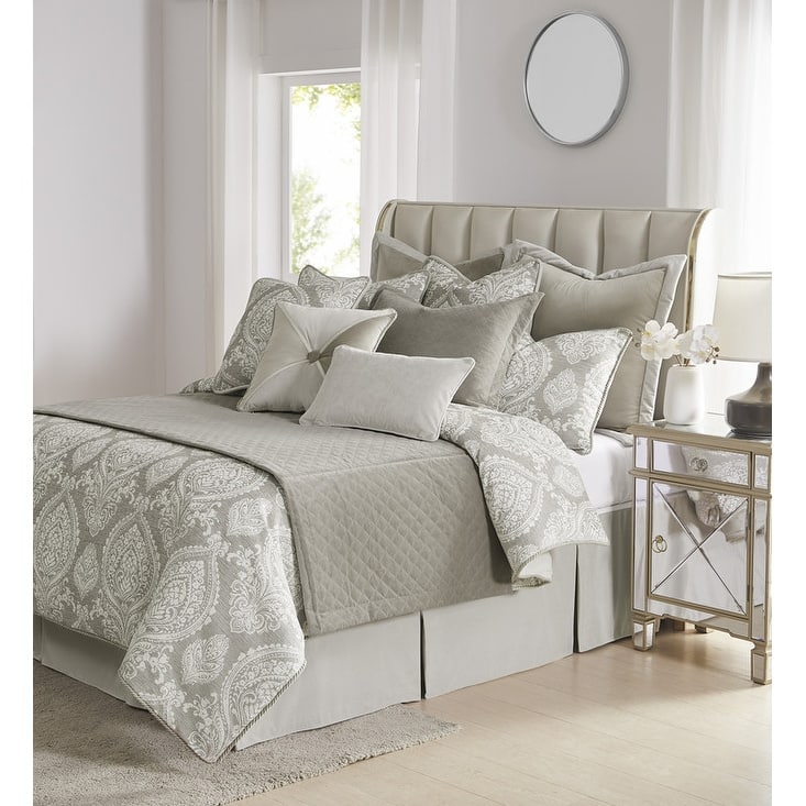 Austin Horn Classics Novette Bedding