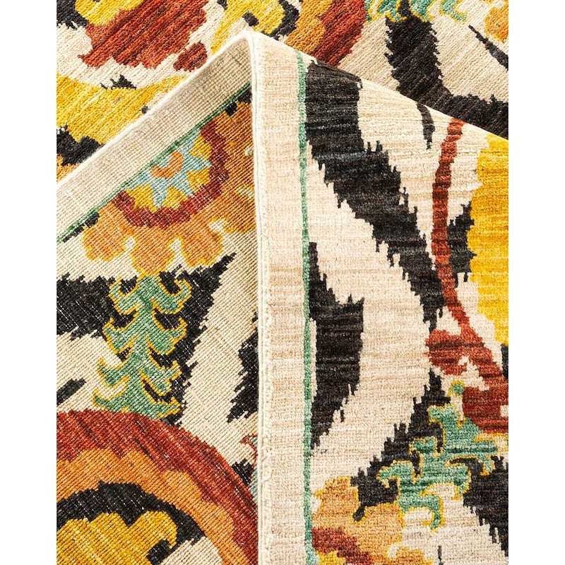 Overton Handknotted Wool Vintage Inspired Contemporary Suzani Ivory Area Rug - 15' 4" x 11' 10"