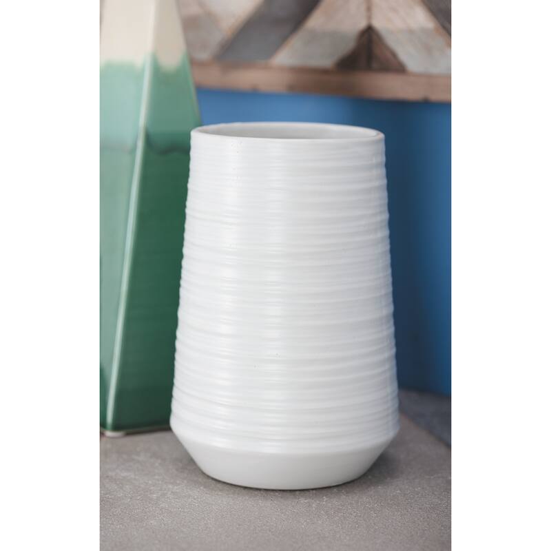 CosmoLiving by Cosmopolitan White Porcelain Ceramic Ribbed Decorative Vase