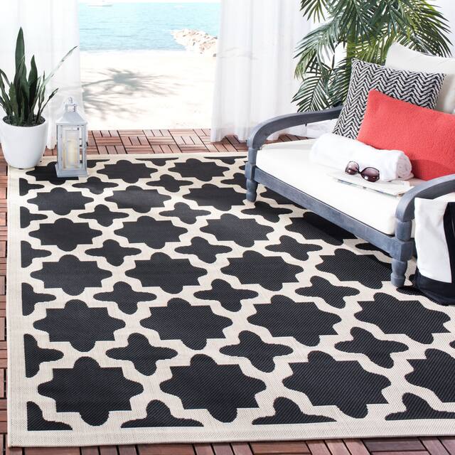 SAFAVIEH Courtyard Dorthey Indoor/ Outdoor Patio Backyard Rug - 4' x 5'7" - Black/Beige
