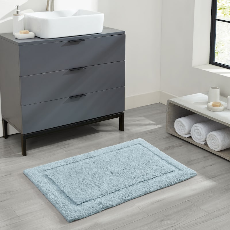 Lydia Border Plush Bath Mat