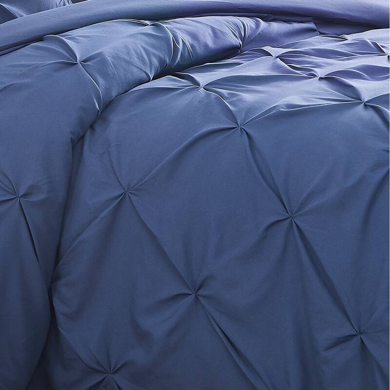 Pintuck 3 piece Duvet Cover Set