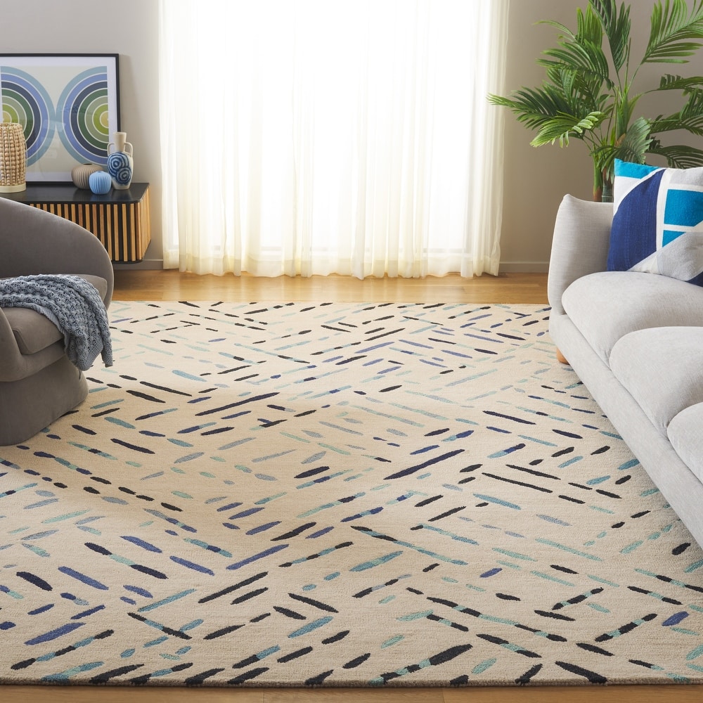 SAFAVIEH Handmade Metro Rhianwen Wool Rug