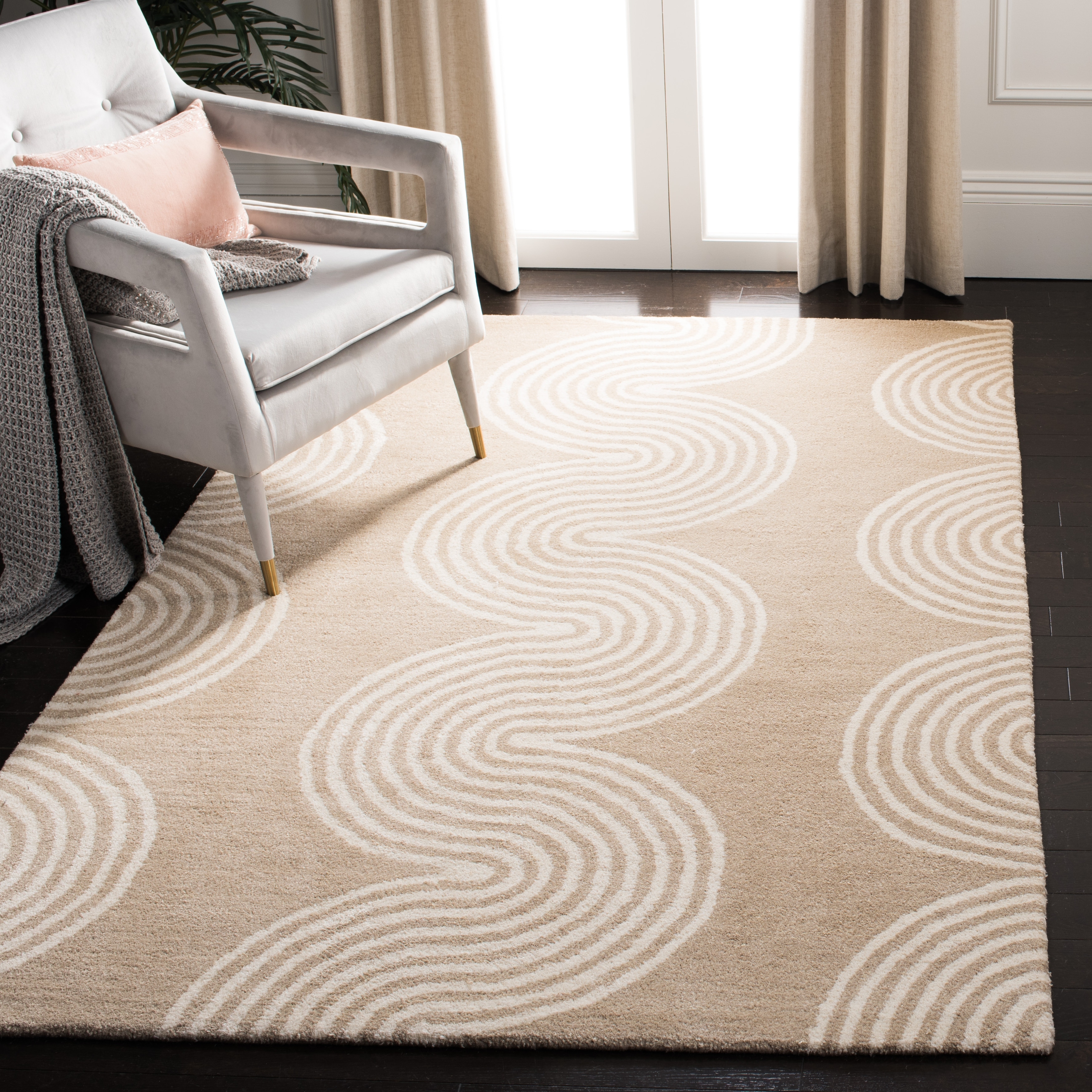 SAFAVIEH Handmade Chatham Gunver Modern Wool Rug