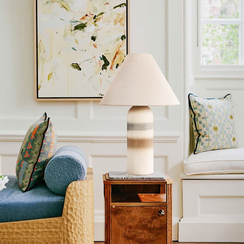 Pia Ricco Traditional Ceramic/Resin Table Lamp with 3-Way Switch