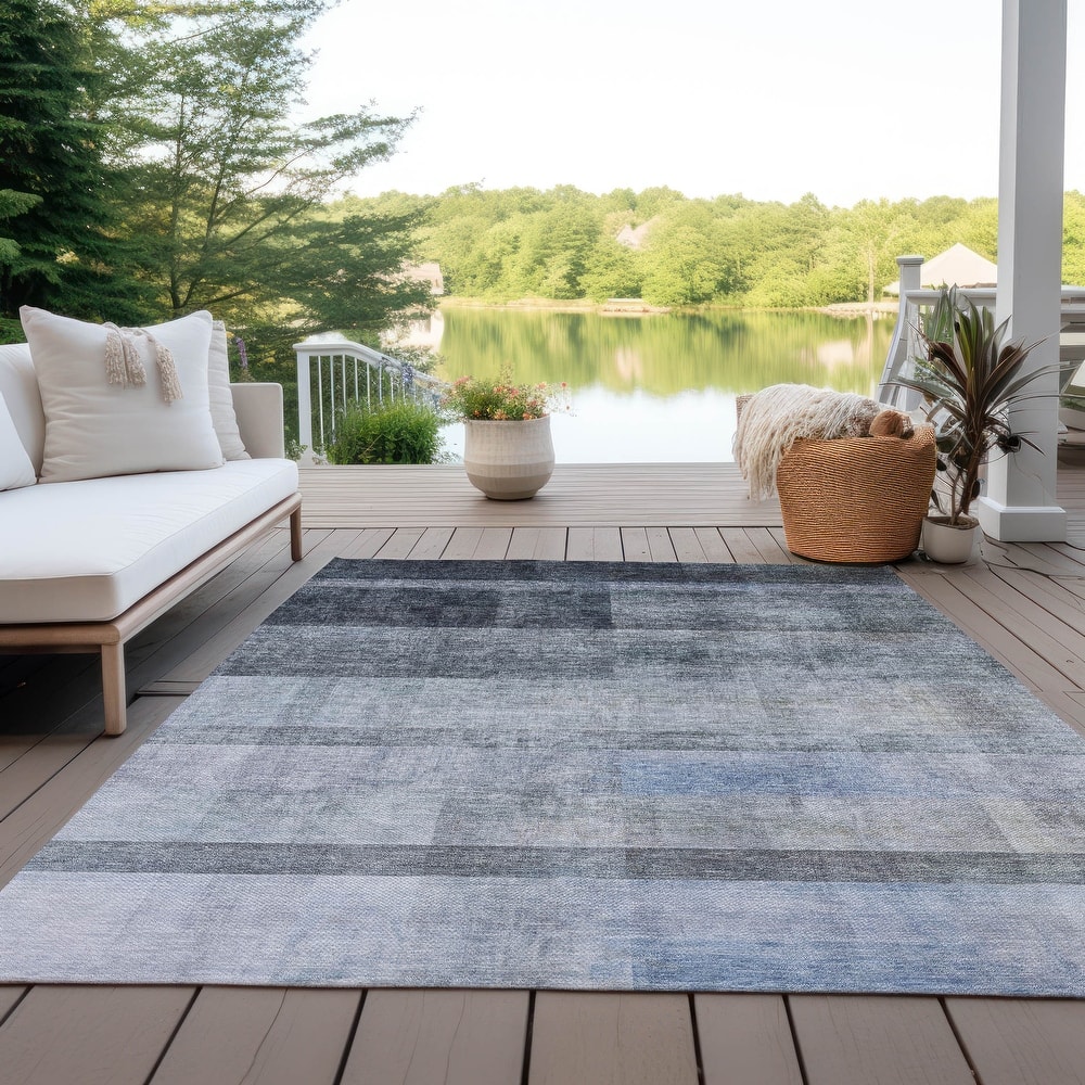 Machine Washable Indoor/ Outdoor Modern Abstract Chantille Rug