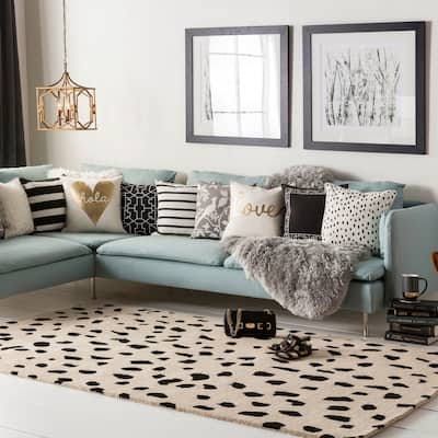Livabliss Tunas Handmade Animal Print Wool Area Rug