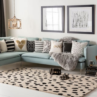 Livabliss Tunas Handmade Animal Print Wool Area Rug