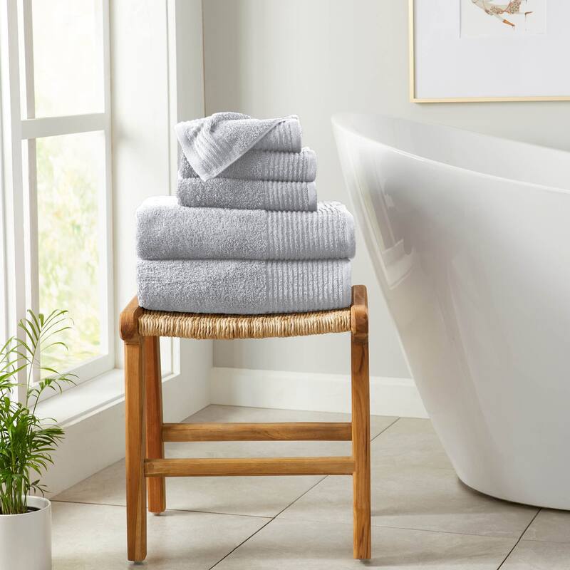 Linery & Co. 100% Featherspun Cotton Quick-Dry Bath Towel