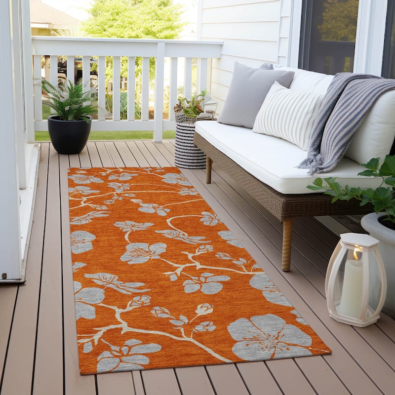 Machine Washable Indoor/ Outdoor Floral Zen Chantille Rug